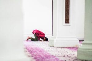 Lafal Niat Sholat Syuruq Lengkap Dengan Tata Cara, dan Keutamaannya
