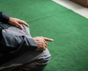 Tata Cara Sholat Tasbih Lengkap dengan Dalil dan Keutamaannya