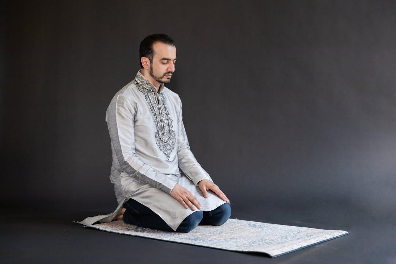 Keutamaan Sholat Tahajud Lengkap Dengan Dalil, Doa, dan Manfaat Spiritual