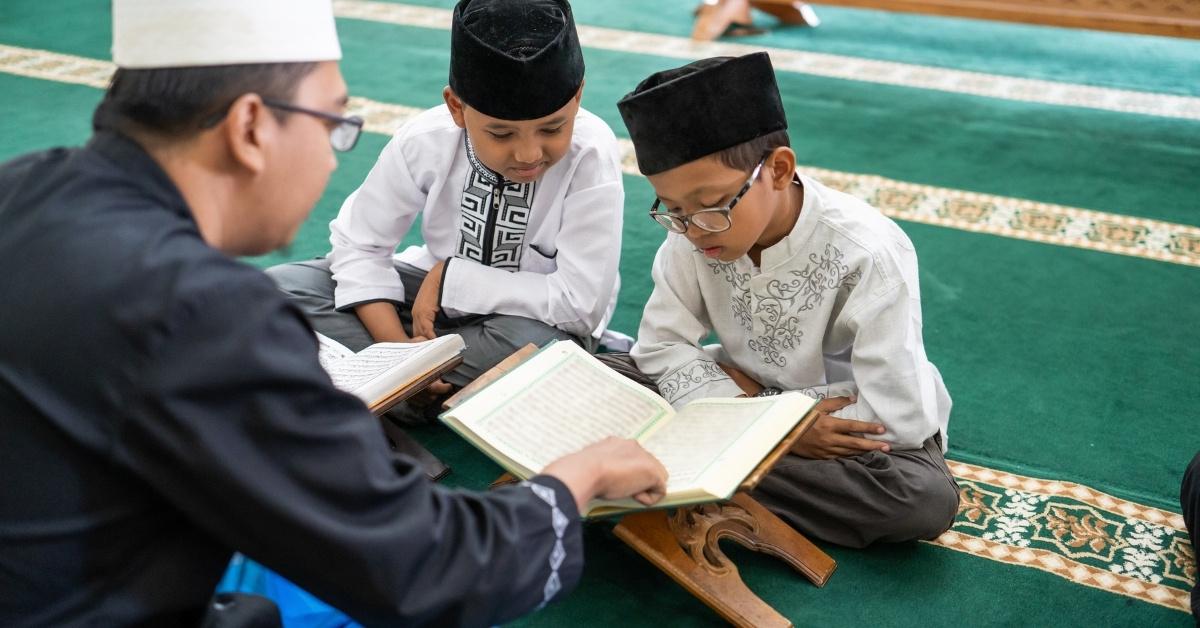 Doa untuk Hari Guru Nasional 2025 yang Menyentuh Hati dan Penuh Berkah