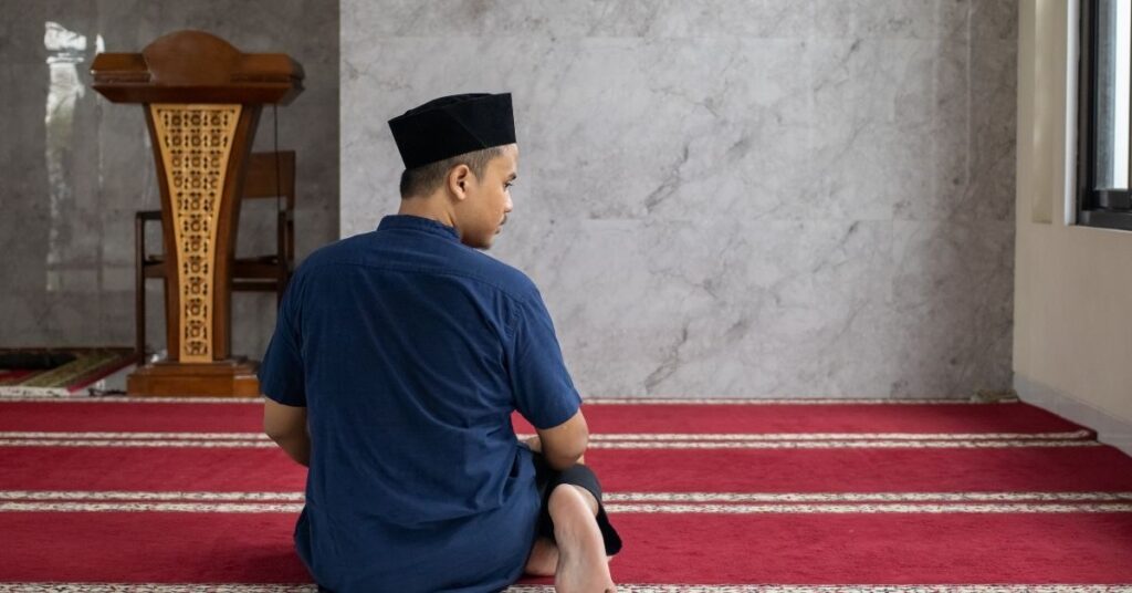 Bacaan Doa Selesai Sholat Fardhu Lengkap Lafal Arab, Latin, dan Artinya