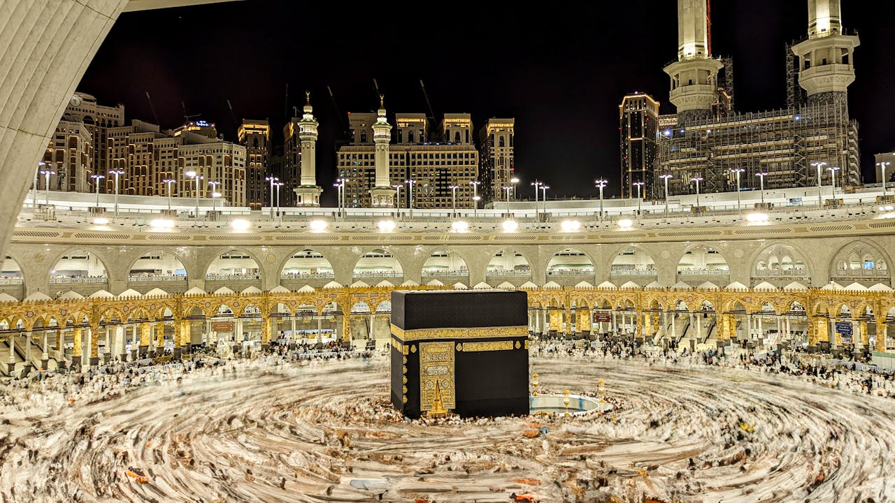 Bacaan Niat Puasa Dzulhijjah Lengkap Beserta Keutamaannya