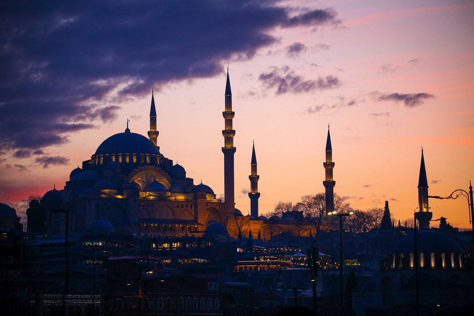 Amalan Sunnah di Bulan Rabiul Awal yang Dianjurkan Rasulullah SAW