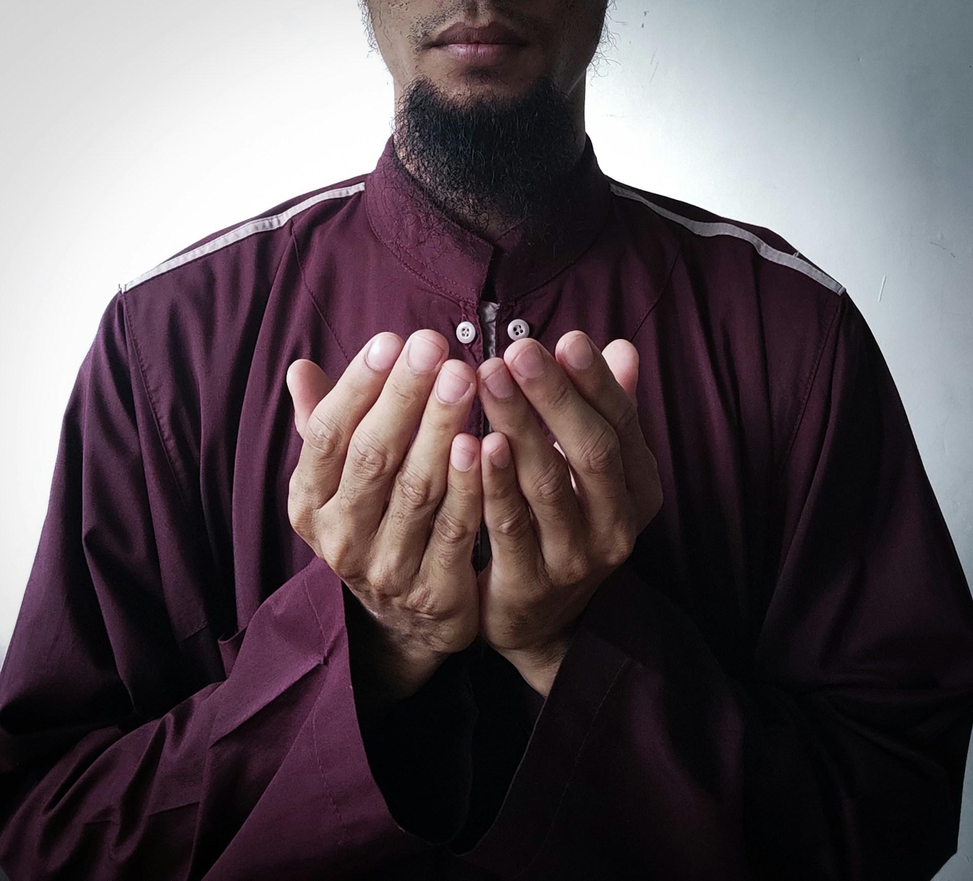 Adab Berdoa dalam Islam yang Perlu Diketahui